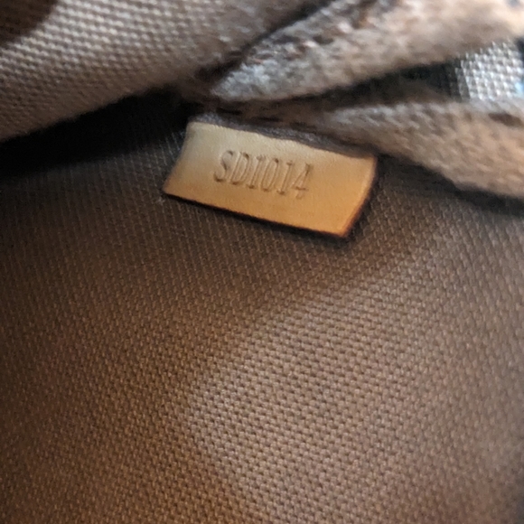 Vintage Petite Monogram - Picture 11 of 16